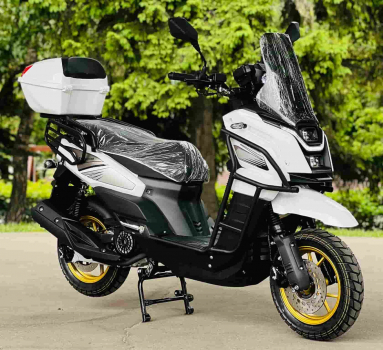 Скутер бензиновый AYD Motors Tank TK3 180