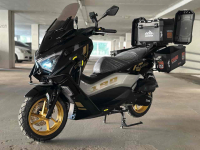 Скутер бензиновый LIMI Z-MAX 180 (инжектор) с тремя кофрами