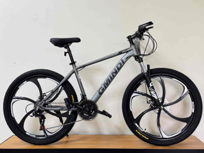Велосипед на литых дисках GMINDI 26G-651 26" (рост 165-185 см)